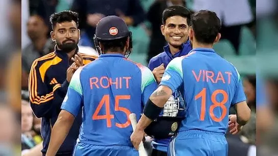 Cricket News: ਦੱਖਣੀ ਅਫਰੀਕਾ ਸੀਰੀਜ਼ ਤੋਂ ਬਾਅਦ ਰੋਹਿਤ ਸ਼ਰਮਾ-ਵਿਰਾਟ ਕੋਹਲੀ ਖੇਡਦੇ ਰਹਿਣਗੇ ਜਾਂ ਲੈਣਗੇ ਸੰਨਿਆਸ? Cricket News: ਦੱਖਣੀ ਅਫਰੀਕਾ ਸੀਰੀਜ਼ ਤੋਂ ਬਾਅਦ ਰੋਹਿਤ ਸ਼ਰਮਾ-ਵਿਰਾਟ ਕੋਹਲੀ ਖੇਡਦੇ ਰਹਿਣਗੇ ਜਾਂ ਲੈਣਗੇ ਸੰਨਿਆਸ?