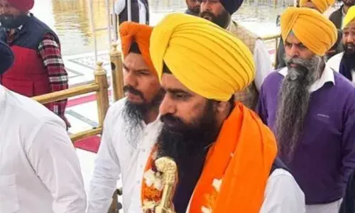 ਇਤਿਹਾਸ ਵਿੱਚ ਪਹਿਲੀ ਵਾਰ ਜਥੇਦਾਰ ਗੜਗੱਜ ਦੀ ਮੁੜ ਦਸਤਾਰਬੰਦੀ