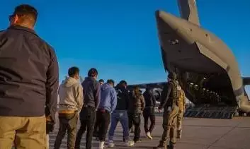 Deport ਕੀਤੇ ਭਾਰਤੀਆਂ ਦਾ ਇੱਕ ਹੋਰ ਜਹਾਜ਼ ਟਰੰਪ ਨੇ ਭੇਜਿਆ ਦਿੱਲੀ, ਵੱਡਾ ਗੈਂਗਸਟਰ ਵੀ ਸ਼ਾਮਲ