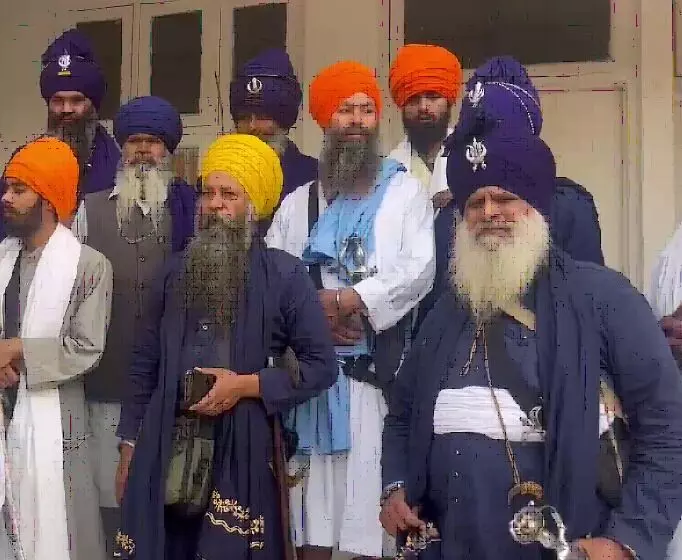 ਸਤਿਕਾਰ ਕਮੇਟੀ ਵੱਲੋਂ ਸ਼੍ਰੀ ਅਕਾਲ ਤਖਤ ਸਾਹਿਬ ਵਿਖੇ ਮੰਗ ਪੱਤਰ, ਅਮਰੀਕਾ ਦੇ ਗੁਰਦੁਆਰੇ ’ਚ ਗੁਰੂ ਘਰ ਅਦਬਹੀਨਤਾ ਦੀ ਜਾਂਚ ਦੀ ਮੰਗ ਸਤਿਕਾਰ ਕਮੇਟੀ ਵੱਲੋਂ ਸ਼੍ਰੀ ਅਕਾਲ ਤਖਤ ਸਾਹਿਬ ਵਿਖੇ ਮੰਗ ਪੱਤਰ, ਅਮਰੀਕਾ ਦੇ ਗੁਰਦੁਆਰੇ ’ਚ ਗੁਰੂ ਘਰ ਅਦਬਹੀਨਤਾ ਦੀ ਜਾਂਚ ਦੀ ਮੰਗ