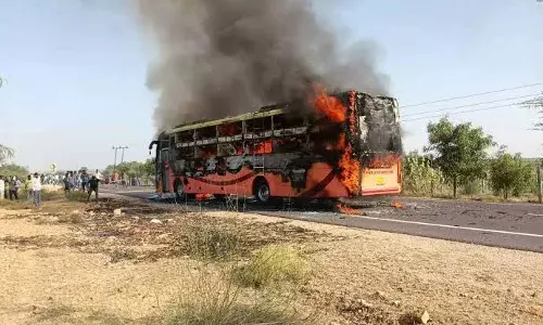 Bus Accident: ਜੈਪੁਰ ਵਿੱਚ ਹਾਈਟੈਂਸ਼ਨ ਤਾਰਾਂ ਨਾਲ ਟਕਰਾਈ ਬੱਸ ਨੂੰ ਲੱਗੀ ਅੱਗ, ਦੋ ਮੌਤਾਂ