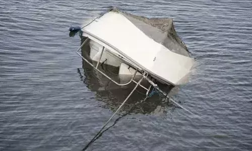 Uttar Pradesh News: ਉੱਤਰ ਪ੍ਰਦੇਸ਼ ਵਿੱਚ ਵੱਡਾ ਹਾਦਸਾ, ਸਵਾਰੀਆਂ ਨਾਲ ਭਰੀ ਕਿਸ਼ਤੀ ਪਲਟੀ