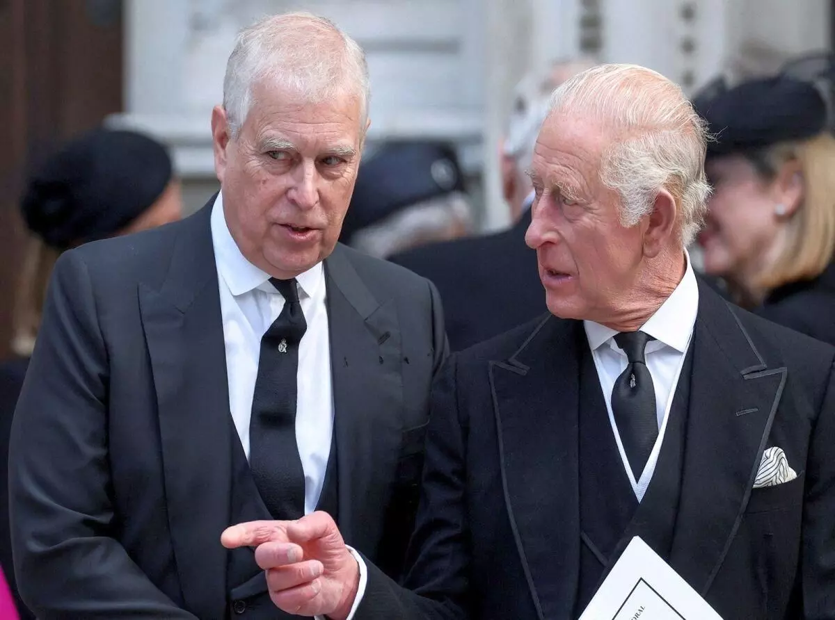 King Charles: ਇੰਗਲੈਂਡ ਦੇ ਰਾਜਾ ਚਾਰਲਸ ਨੇ ਭਰਾ ਤੋਂ ਖੋਹ ਲਿਆ ਰਾਜਕੁਮਾਰ ਦਾ ਦਰਜਾ, ਮਹਿਲ ਤੋਂ ਬਾਹਰ ਕੱਢਿਆ