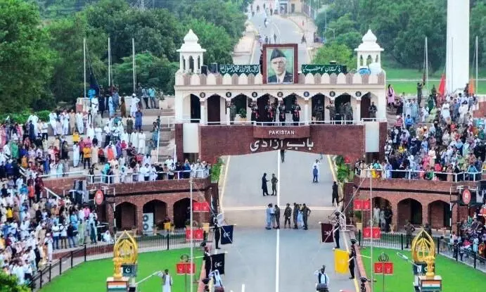 ਅੰਮ੍ਰਿਤਸਰ ਦਿਹਾਤੀ ਪੁਲਿਸ ਵੱਲੋਂ ਵਾਹਗਾ ਬਾਰਡਰ ਨੇੜੇ ਪਿੰਡਾਂ ਚ ਚਲਾਇਆ ਸਰਚ ਆਪਰੇਸ਼ਨ, ਪੁਲਿਸ ਦੀ ਵੱਡੀ ਕਾਰਵਾਈ