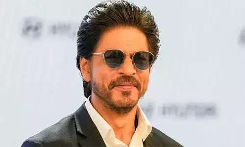 Shah Rukh Khan; ਸ਼ਾਹਰੁਖ ਖਾਨ ਨੂੰ ਫ਼ੈਨ ਨੇ ਦਿੱਤੀ ਫਰਨੈਲ ਪੀਣ ਦੀ ਧਮਕੀ, ਦੇਖੋ ਕਿੰਗ ਖਾਨ ਦਾ ਜਵਾਬ