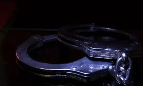 ਵਿਜੀਲੈਂਸ ਨੇ ਬਿਕਰਮ ਮਜੀਠੀਆ ਦੇ ਕਰੀਬੀ ਹਰਪ੍ਰੀਤ ਸਿੰਘ ਗੁਲਾਟੀ ਨੂੰ ਕੀਤਾ ਗ੍ਰਿਫ਼ਤਾਰ