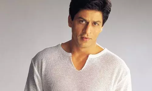 Shah Rukh Khan: ਸ਼ਾਹਰੁਖ ਖਾਨ ਦੀ ਘੰਟੇ ਦੀ ਕਮਾਈ 8 ਕਰੋੜ, ਸਿਰਫ ਫ਼ਿਲਮਾਂ ਨਹੀਂ ਇਹ ਹਨ SRK ਦੀ ਕਮਾਈ ਦੇ ਸਾਧਨ