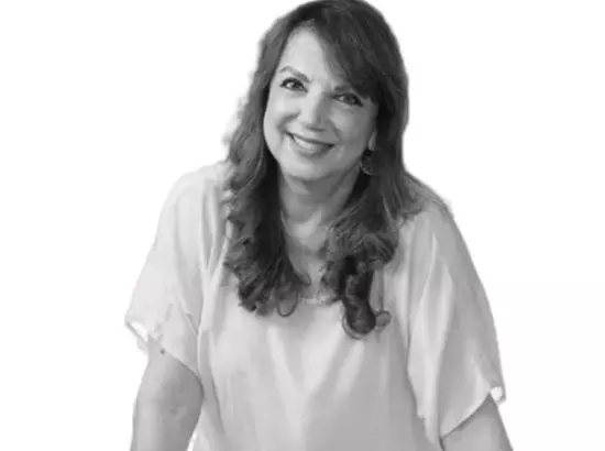 ਅਦਾਕਾਰ ਸੰਜੇ ਖਾਨ ਦੀ ਪਤਨੀ ਜ਼ਰੀਨ ਕਤਰਕ ਦਾ 81 ਸਾਲ ਦੀ ਉਮਰ ਵਿੱਚ ਦੇਹਾਂਤ