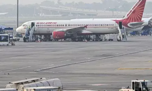 ਦਿੱਲੀ ਹਵਾਈ ਅੱਡੇ ਤੇ 100 ਤੋਂ ਵੱਧ ਉਡਾਣਾਂ ਪ੍ਰਭਾਵਿਤ, ਹਜ਼ਾਰਾਂ ਯਾਤਰੀ ਫਸੇ