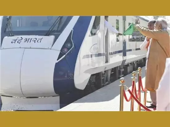 ਪ੍ਰਧਾਨ ਮੰਤਰੀ ਮੋਦੀ ਨੇ 4 ਨਵੀਆਂ ਵੰਦੇ ਭਾਰਤ ਰੇਲ ਗੱਡੀਆਂ ਨੂੰ ਦਿਖਾਈ ਹਰੀ ਝੰਡੀ