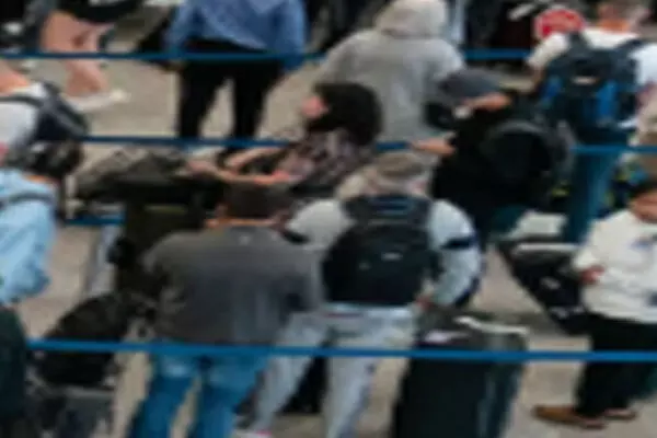 ਅਮਰੀਕਾ ਦੇ ਹਵਾਈ ਮੁਸਾਫ਼ਰਾਂ ਦੀਆਂ ਮੁਸ਼ਕਲਾਂ ਵਧੀਆਂ