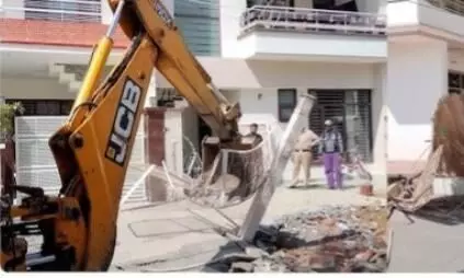 ਬਠਿੰਡਾ ਦੀ ਭਾਗੂ ਰੋਡ ’ਤੇ ਚੱਲਿਆ ਨਗਰ ਨਿਗਮ ਦਾ ਪੀਲਾ ਪੰਜਾ, ਸੜਕ ਨੂੰ 60 ਫੁੱਟ ਚੌੜਾ ਕਰਨ ਲਈ ਨਜਾਇਜ਼ ਕਬਜ਼ੇ ਹਟਾਏ