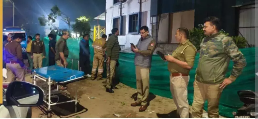 Greater Noida: ਗ੍ਰੇਟਰ ਨੋਇਡਾ ਚ ਵੱਡਾ ਹਾਦਸਾ, ਹਸਪਤਾਲ ਦੀ ਉਸਾਰੀ ਅਧੀਨ ਕੰਧ ਡਿੱਗਣ ਨਾਲ 7 ਮਜ਼ਦੂਰ ਮਲਬੇ ਹੇਠ ਦਬੇ