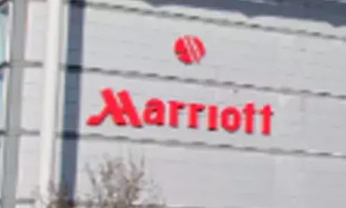 ਕੈਨੇਡਾ ਅਤੇ ਅਮਰੀਕਾ ਸਣੇ ਦੁਨੀਆਂ ਦੇ ਹੋਟਲਾਂ ਵਿਚੋਂ ਕੱਢੇ ਲੋਕ