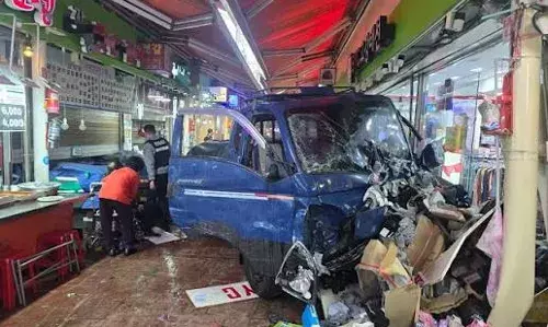 South Korea: ਦੱਖਣੀ ਕੋਰੀਆ ਵਿੱਚ ਰਾਜਸਥਾਨ ਵਰਗਾ ਹਾਦਸਾ, ਬੇਕਾਬੂ ਟਰੱਕ ਨੇ ਕਈਆਂ ਨੂੰ ਦਰੜਿਆ