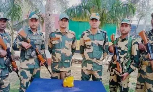 ਅੰਮ੍ਰਿਤਸਰ ਸਰਹੱਦ ਤੋਂ ਫੜੀ 8 ਕਰੋੜ ਦੀ ਹੈਰੋਇਨ