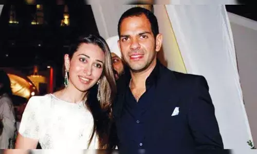 ਸਾਬਕਾ ਪਤੀ ਦਾ ਜਾਇਦਾਦ ਵਿਵਾਦ: ਅਭਿਨੇਤਰੀ ਕਰਿਸ਼ਮਾ ਕਪੂਰ ਨੂੰ ਅਦਾਲਤ ਨੇ ਪਈ ਝਾੜ, ਕਿਹਾ ਡਰਾਮਾ ਬੰਦ ਕਰੋ