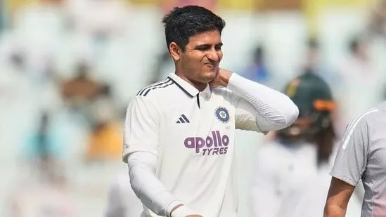 Shubman Gill: ਸ਼ੁਭਮਨ ਗਿੱਲ ਹਸਪਤਾਲ ਵਿੱਚ ਭਰਤੀ, ਗਰਦਨ ਵਿੱਚ ਲੱਗੀ ਗੰਭੀਰ ਸੱਟ