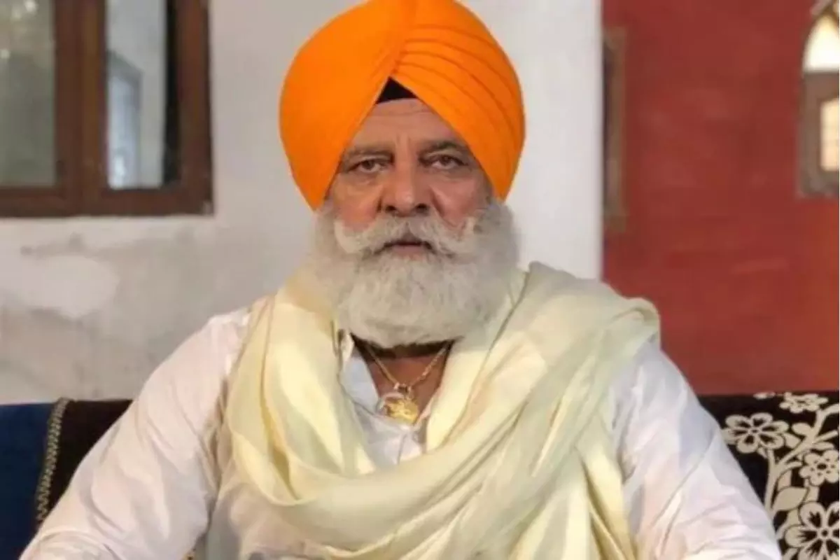 Yograj Singh: ਸਾਬਕਾ ਕ੍ਰਿਕਟਰ ਯੋਗਰਾਜ ਸਿੰਘ ਰਹਿ ਗਏ ਇਕੱਲੇ, ਪਰਿਵਾਰ ਨੇ ਛੱਡਿਆ ਸਾਥ, ਦੁਖੀ ਹੋ ਕਹੀ ਇਹ ਗੱਲ Yograj Singh: ਸਾਬਕਾ ਕ੍ਰਿਕਟਰ ਯੋਗਰਾਜ ਸਿੰਘ ਰਹਿ ਗਏ ਇਕੱਲੇ, ਪਰਿਵਾਰ ਨੇ ਛੱਡਿਆ ਸਾਥ, ਦੁਖੀ ਹੋ ਕਹੀ ਇਹ ਗੱਲ