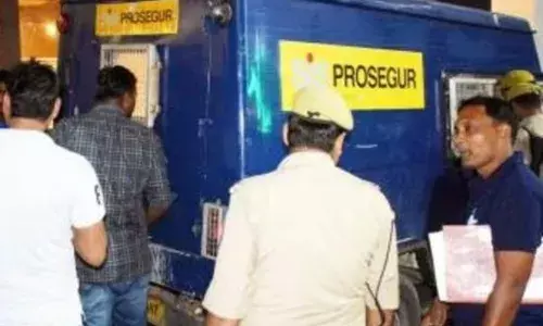 RBI ਅਫ਼ਸਰ ਬਣ ਕੇ 7 ਕਰੋੜ ਦੀ ATM ਕੈਸ਼ ਵੈਨ ਲੁੱਟੀ