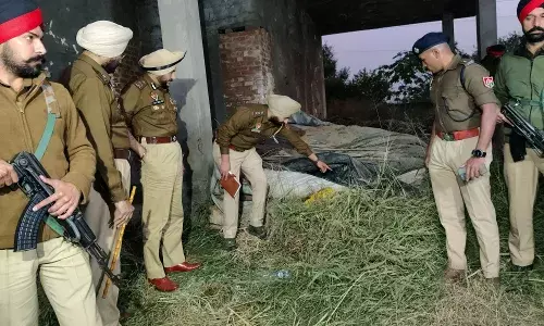 ਅੰਮ੍ਰਿਤਸਰ ਵਿੱਚ ਪੁਲਿਸ ਅਤੇ ਸ਼ੂਟਰ ਵਿਚਾਲੇ ਮੁੱਠਭੇੜ, ਇੱਕ ਗੰਭੀਰ ਜ਼ਖਮੀ ਛੇਹਰਟਾ ਕਤਲ ਕਾਂਡ ਸੁਲਝਿਆ ਦੋ ਸ਼ੂਟਰ ਗ੍ਰਿਫ਼ਤਾਰ, ਮੁੱਖ ਸਾਜ਼ਿਸ਼ਕਰਤਾ ਨਿਸ਼ਾਨ ਸਿੰਘ ਦੀ ਤਲਾਸ਼ ਜਾਰੀ