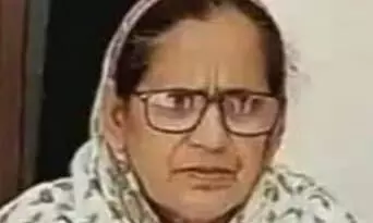 ਅਮ੍ਰਿਤਪਾਲ ਦੀ ਮਾਤਾ ਦਿੱਲੀ ਏਅਰਪੋਰਟ ’ਤੇ ਰੋਕੀ ਗਈ, NOC ਦੀ ਮੰਗ ਨਾਲ ਯਾਤਰਾ ਰੋਕੀ: ਪਰਿਵਾਰ ਭੜਕਿਆ