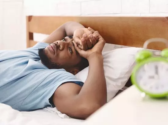 ਨੀਂਦ ਨਾ ਆਉਣ ਦੀ ਸਮੱਸਿਆ: ਸਰੀਰ ਚ ਹੋ ਸਕਦੀ ਹੈ ਇਸ ਖਾਸ ਵਿਟਾਮਿਨ ਦੀ ਕਮੀ