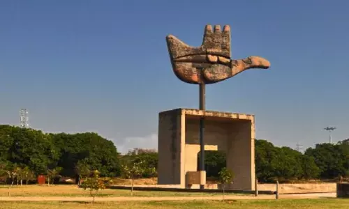 Chandigarh: ਚੰਡੀਗੜ੍ਹ ਮਾਮਲੇ ਤੇ ਕੇਂਦਰੀ ਗ੍ਰਹਿ ਮੰਤਰਾਲੇ ਦੀ ਸਫ਼ਾਈ, ਦੱਸਿਆ ਕਿਉੰ ਲਾਗੂ ਕਰ ਰਹੇ ਆਰਟੀਕਲ 240