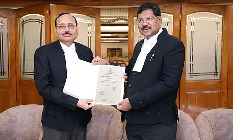 CJI: ਕੱਲ ਭਾਰਤ ਦੇ ਚੀਫ ਜਸਟਿਸ ਵਜੋਂ ਸਹੁੰ ਚੁੱਕਣਗੇ ਸੂਰੀਆਕਾਂਤ, BR ਗਵਈ ਦੀ ਜਗ੍ਹਾ ਲੈਣਗੇ