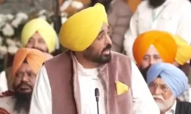 ਵਿਧਾਨ ਸਭਾ ਦੇ ਵਿਸ਼ੇਸ਼ ਸ਼ੈਸ਼ਨ ’ਚ ਸ਼੍ਰੀ ਆਨੰਦਪੁਰ ਸਾਹਿਬ ਤੇ ਦਮਦਮਾ ਸਾਹਿਬ ਨੂੰ ਪਵਿੱਤਰ ਸ਼ਹਿਰ ਦਾ ਦਰਜੇ ਨੂੰ ਲੈ ਕੇ ਸਰਬਸੰਮਤੀ ਨਾਲ ਕੀਤਾ ਗਿਆ ਮਤਾ ਪਾਸ ਵਿਧਾਨ ਸਭਾ ਦੇ ਵਿਸ਼ੇਸ਼ ਸ਼ੈਸ਼ਨ ’ਚ ਸ਼੍ਰੀ ਆਨੰਦਪੁਰ ਸਾਹਿਬ ਤੇ ਦਮਦਮਾ ਸਾਹਿਬ ਨੂੰ ਪਵਿੱਤਰ ਸ਼ਹਿਰ ਦਾ ਦਰਜੇ ਨੂੰ ਲੈ ਕੇ ਸਰਬਸੰਮਤੀ ਨਾਲ ਕੀਤਾ ਗਿਆ ਮਤਾ ਪਾਸ