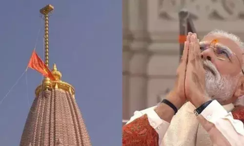 ਪ੍ਰਧਾਨ ਮੰਤਰੀ ਮੋਦੀ ਨੇ ਰਾਮ ਮੰਦਰ ਦੀ ਚੋਟੀ ਤੇ ਲਹਿਰਾਇਆ ਧਰਮ ਧਵਜ
