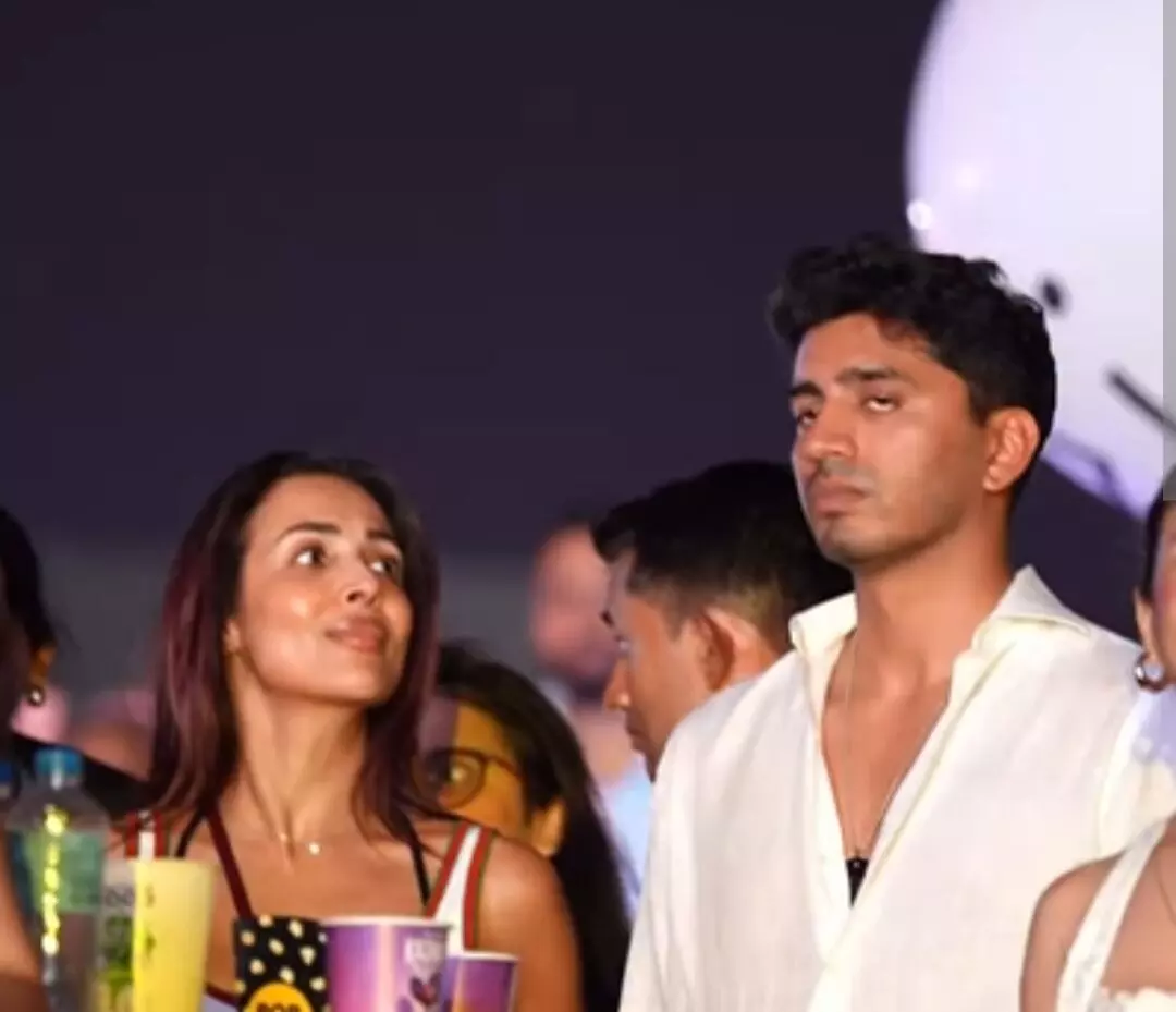 Malaika Arora: ਆਪਣੇ ਨਵੇਂ ਪ੍ਰੇਮੀ ਨਾਲ ਏਅਰ ਪੋਰਟ ਤੇ ਨਜ਼ਰ ਆਈ ਮਲਾਇਕਾ ਅਰੋੜਾ, ਵੀਡਿਓ ਵਾਇਰਲ