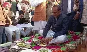 ਕੇਂਦਰੀ ਖੇਤੀਬਾੜੀ ਮੰਤਰੀ ਸ਼ਿਵਰਾਜ ਸਿੰਘ ਚੌਹਾਨ ਨੇ ਮੋਗਾ ਜ਼ਿਲ੍ਹੇ ਦੇ ਪਿੰਡ ਰਨਸੀਂਹ ਕਲਾਂ ਦਾ ਕੀਤਾ ਦੌਰਾ