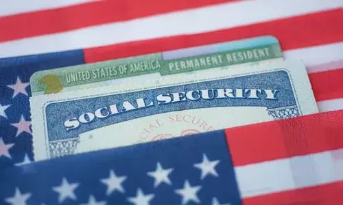 ਅਮਰੀਕਾ ਦੀ ਸਖ਼ਤੀ: ਗ੍ਰੀਨ ਕਾਰਡ ਇੰਟਰਵਿਊ ਲਈ ਗਏ ਲੋਕਾਂ ਨੂੰ ਲੱਗੀਆਂ ਹੱਥਕੜੀਆਂ