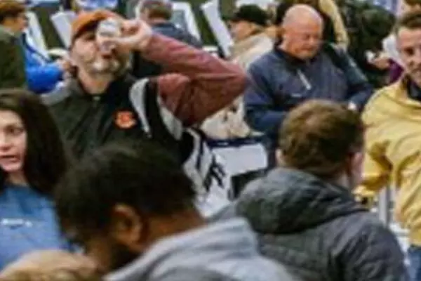 ਅਮਰੀਕਾ ’ਚ 100 ਫ਼ਲਾਈਟਸ ਰੱਦ, 4 ਹਜ਼ਾਰ ਨੂੰ ਹੋਈ ਦੇਰ