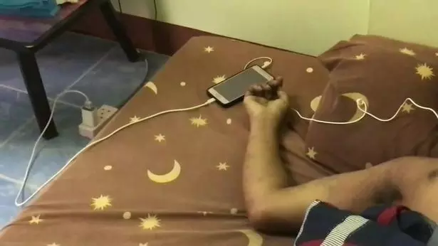 Mobile Phone: ਮੋਬਾਈਲ ਦੇ ਚਾਰਜਰ ਨੇ ਲਈ 29 ਸਾਲਾ ਵਿਅਕਤੀ ਦੀ ਜਾਨ