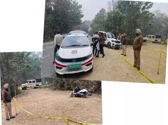 Encounter : ਗੁਰਦਾਸਪੁਰ ਵਿੱਚ ਪੁਲਿਸ ਅਤੇ ਬਦਮਾਸ਼ਾਂ ਵਿਚਕਾਰ ਮੁਕਾਬਲਾ Encounter : ਗੁਰਦਾਸਪੁਰ ਵਿੱਚ ਪੁਲਿਸ ਅਤੇ ਬਦਮਾਸ਼ਾਂ ਵਿਚਕਾਰ ਮੁਕਾਬਲਾ