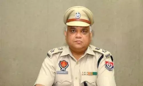 ਅੰਮ੍ਰਿਤਸਰ ’ਚ ਬਾਰਡਰ ਰੇਂਜ ਦੇ ਡੀ‌ਆਈਜੀ ਦੀ ਪ੍ਰੈੱਸ ਕਾਨਫਰੰਸ, ਅੰਤਰਰਾਸ਼ਟਰੀ ਆਤੰਕੀ ਗਿਰੋਹ ਬੇਨਕਾਬ