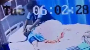 Crime News: ਇਨਸਾਨੀਅਤ ਹੋਈ ਸ਼ਰਮਸਾਰ, ਹਸਪਤਾਲ ਕਰਮਚਾਰੀ ਨੇ ਮ੍ਰਿਤ ਮਹਿਲਾ ਦੇ ਕੰਨਾਂ ਤੋਂ ਉਤਾਰੀਆਂ ਵਾਲੀਆਂ Crime News: ਇਨਸਾਨੀਅਤ ਹੋਈ ਸ਼ਰਮਸਾਰ, ਹਸਪਤਾਲ ਕਰਮਚਾਰੀ ਨੇ ਮ੍ਰਿਤ ਮਹਿਲਾ ਦੇ ਕੰਨਾਂ ਤੋਂ ਉਤਾਰੀਆਂ ਵਾਲੀਆਂ