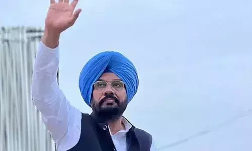 ਜਿਲ੍ਹਾ ਪਰਿਸ਼ਦ ਤੇ ਬਲਾਕ ਸੰਮਤੀ ਚੋਣਾਂ ਨੂੰ ਲੈਕੇ ਮੀਟਿੰਗਾਂ ਦਾ ਦੌਰ ਜਾਰੀ, ਵਿਧਾਇਕ ਕੁਲਦੀਪ ਸਿੰਘ ਧਾਲੀਵਾਲ ਕਰ ਰਹੇ ਹਨ ਲਗਾਤਾਰ ਚੋਣੀ ਮੀਟਿੰਗਾਂ