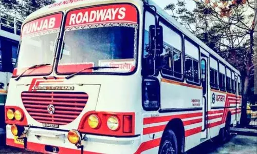 Punjab News: ਬਦਮਾਸ਼ਾਂ ਨੇ ਬੱਸ ਤੇ ਕੀਤੀ ਅੰਨ੍ਹੇਵਾਹ ਫਾਇਰਿੰਗ, ਜ਼ਖ਼ਮੀ ਹੋਇਆ ਡਰਾਈਵਰ