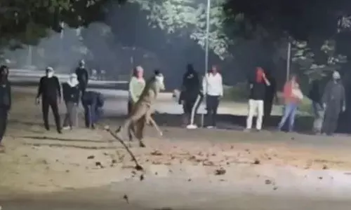 ਅੱਧੀ ਰਾਤ ਨੂੰ ਦੰਗਾ: 300 ਵਿਦਿਆਰਥੀ ਅਤੇ 150 ਸੁਰੱਖਿਆ ਕਰਮਚਾਰੀ ਆਪਸ ਵਿੱਚ ਲੜੇ