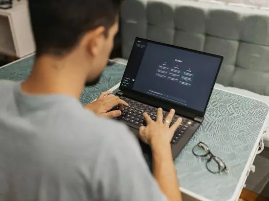 ਚੈਟਜੀਪੀਟੀ ਦੀ ਵਰਤੋਂ ਨਾਲ ਸਾਈਬਰ ਠੱਗ ਨੂੰ ਹੀ ਫ਼ਸਾ ਲਿਆ, ਮਾਫ਼ੀ ਮੰਗਣੀ ਪਈ