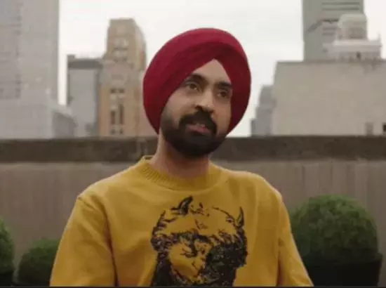 ਦਿਲਜੀਤ ਦੋਸਾਂਝ ਨੇ ਜ਼ਿੰਦਗੀ ਨਾਲ ਜੁੜਿਆ ਡੂੰਘਾ ਦਰਦ ਅਤੇ ਭਾਵਨਾਤਮਕ ਪੱਖ ਜ਼ਾਹਰ ਕੀਤਾ