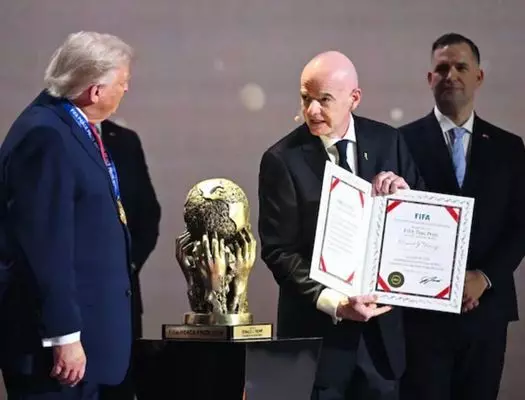 ਡੋਨਾਲਡ ਟਰੰਪ ਨੂੰ ਸ਼ਾਂਤੀ ਪੁਰਸਕਾਰ ਨਾਲ ਕੀਤਾ ਸਨਮਾਨਿਤ