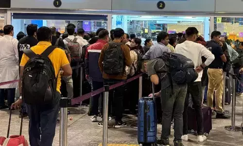 ਇੰਡੀਗੋ ਦੀਆਂ ਫਲਾਈਟਾਂ ਰੱਦ ਹੋਣ ਨਾਲ ਅੰਮ੍ਰਿਤਸਰ ਏਅਰਪੋਰਟ ’ਤੇ ਯਾਤਰੀ ਪਰੇਸ਼ਾਨ