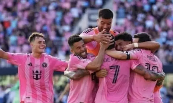 ਇੰਟਰ ਮਿਆਮੀ ਦੀ ਟੀਮ ਨੇ ਕੀਤਾ MLS ਕੱਪ ’ਤੇ ਕਬਜ਼ਾਸ, ਕੀਤੀ ਇਤਿਹਾਸਿਕ ਜਿੱਤ ਦਰਜ ਇੰਟਰ ਮਿਆਮੀ ਦੀ ਟੀਮ ਨੇ ਕੀਤਾ MLS ਕੱਪ ’ਤੇ ਕਬਜ਼ਾਸ, ਕੀਤੀ ਇਤਿਹਾਸਿਕ ਜਿੱਤ ਦਰਜ