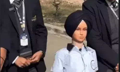 ਪੰਜਾਬ ਦੇ ਬੱਚਿਆਂ ਨੇ ਬਣਾਇਆ ਪਹਿਲਾ ਸਿੱਖ ਰੋਬੋਟ: ਨਾਮ ਜੌਨੀ
