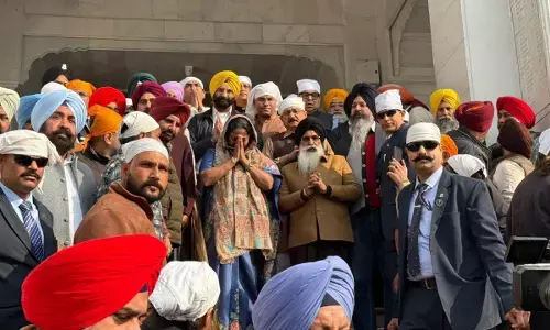 ਦਿੱਲੀ ਦੀ ਮੁੱਖ ਮੰਤਰੀ ਰੇਖਾ ਗੁਪਤਾ ਅੱਜ ਆਪਣੇ ਕੈਬਨਿਟ ਮੰਤਰੀਆਂ ਨਾਲ ਅੰਮ੍ਰਿਤਸਰ ਪਹੁੰਚੇ ਦਿੱਲੀ ਦੀ ਮੁੱਖ ਮੰਤਰੀ ਰੇਖਾ ਗੁਪਤਾ ਅੱਜ ਆਪਣੇ ਕੈਬਨਿਟ ਮੰਤਰੀਆਂ ਨਾਲ ਅੰਮ੍ਰਿਤਸਰ ਪਹੁੰਚੇ