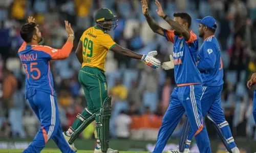 Ind Vs SA: ਟੀਮ ਇੰਡੀਆ ਨੇ T20 ਮੈਚ ਵਿੱਚ ਦੱਖਣੀ ਅਫ਼ਰੀਕਾ ਨੂੰ ਧੋਇਆ, ਹਾਸਲ ਕੀਤੀ ਧਮਾਕੇਦਾਰ ਜਿੱਤ Ind Vs SA: ਟੀਮ ਇੰਡੀਆ ਨੇ T20 ਮੈਚ ਵਿੱਚ ਦੱਖਣੀ ਅਫ਼ਰੀਕਾ ਨੂੰ ਧੋਇਆ, ਹਾਸਲ ਕੀਤੀ ਧਮਾਕੇਦਾਰ ਜਿੱਤ